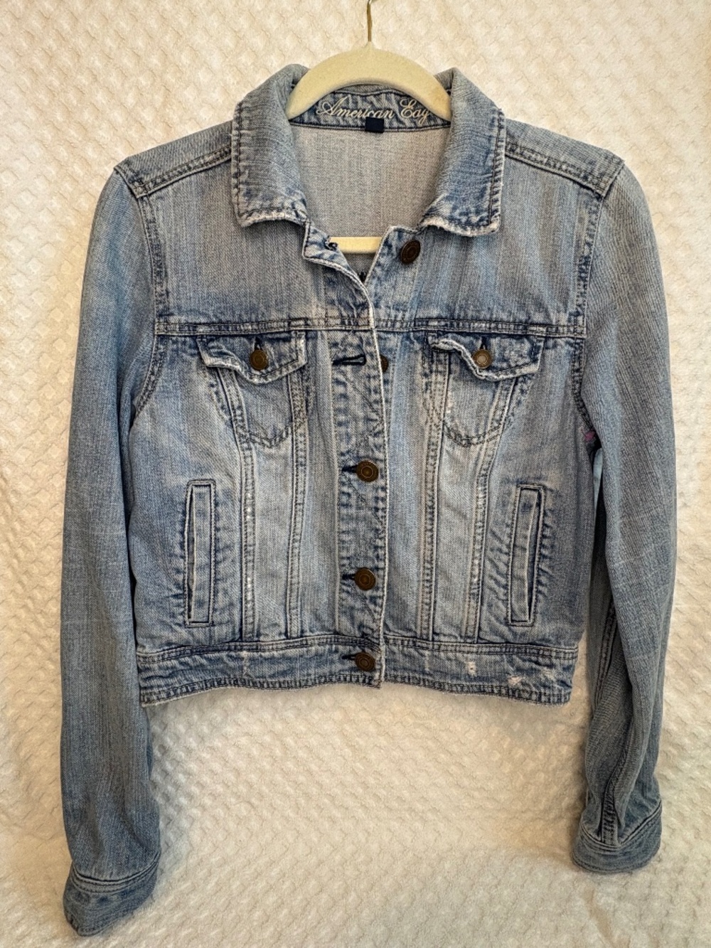 American Eagle Light Wash Cropped Denim Jacket | Women's L